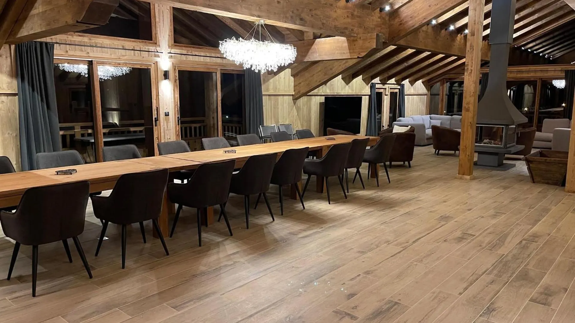 Prestigious Chalet With Views In Vanoise, Cleaning Included La Plagne