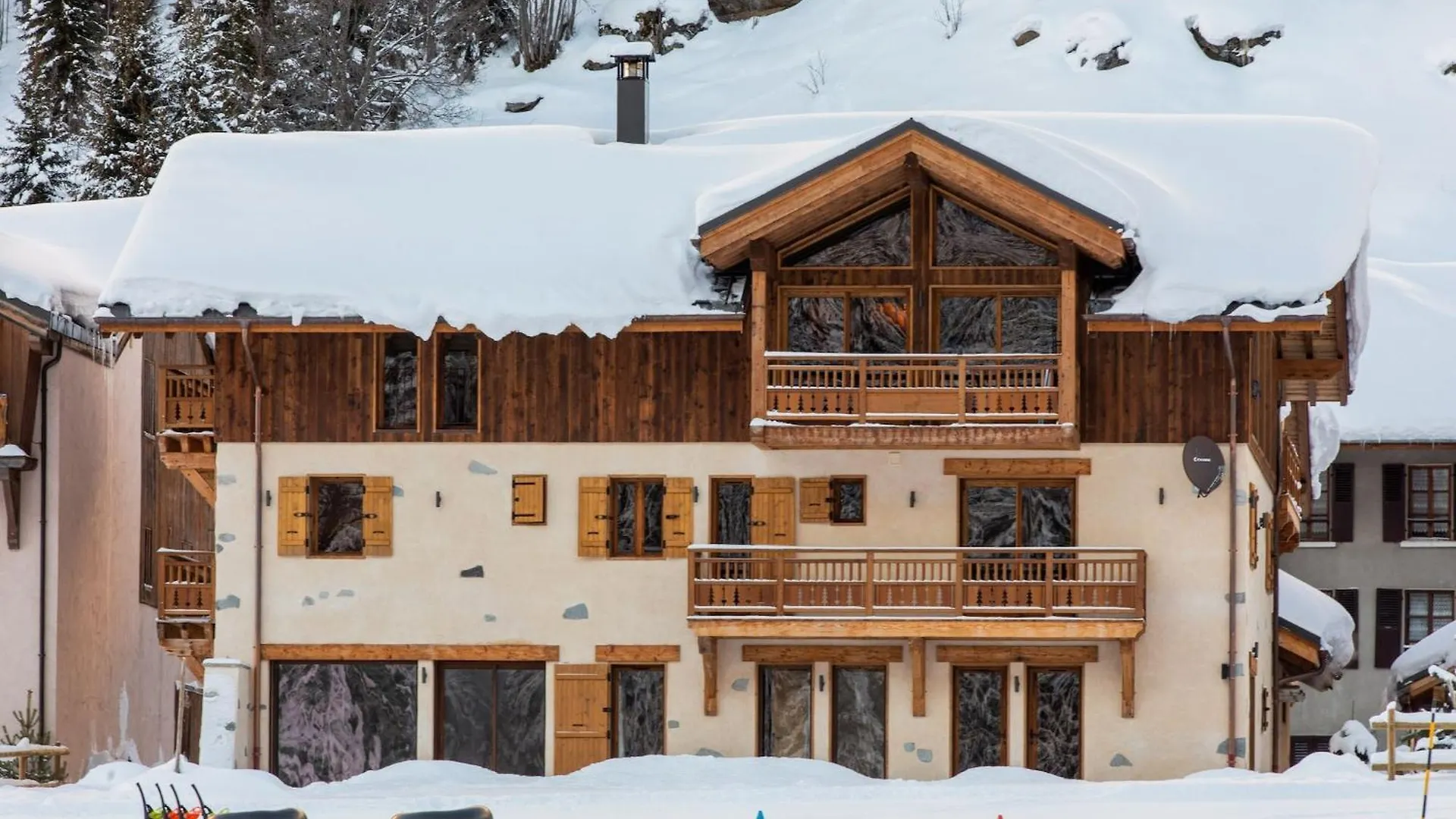 Prestigious Chalet With Views In Vanoise, Cleaning Included La Plagne
