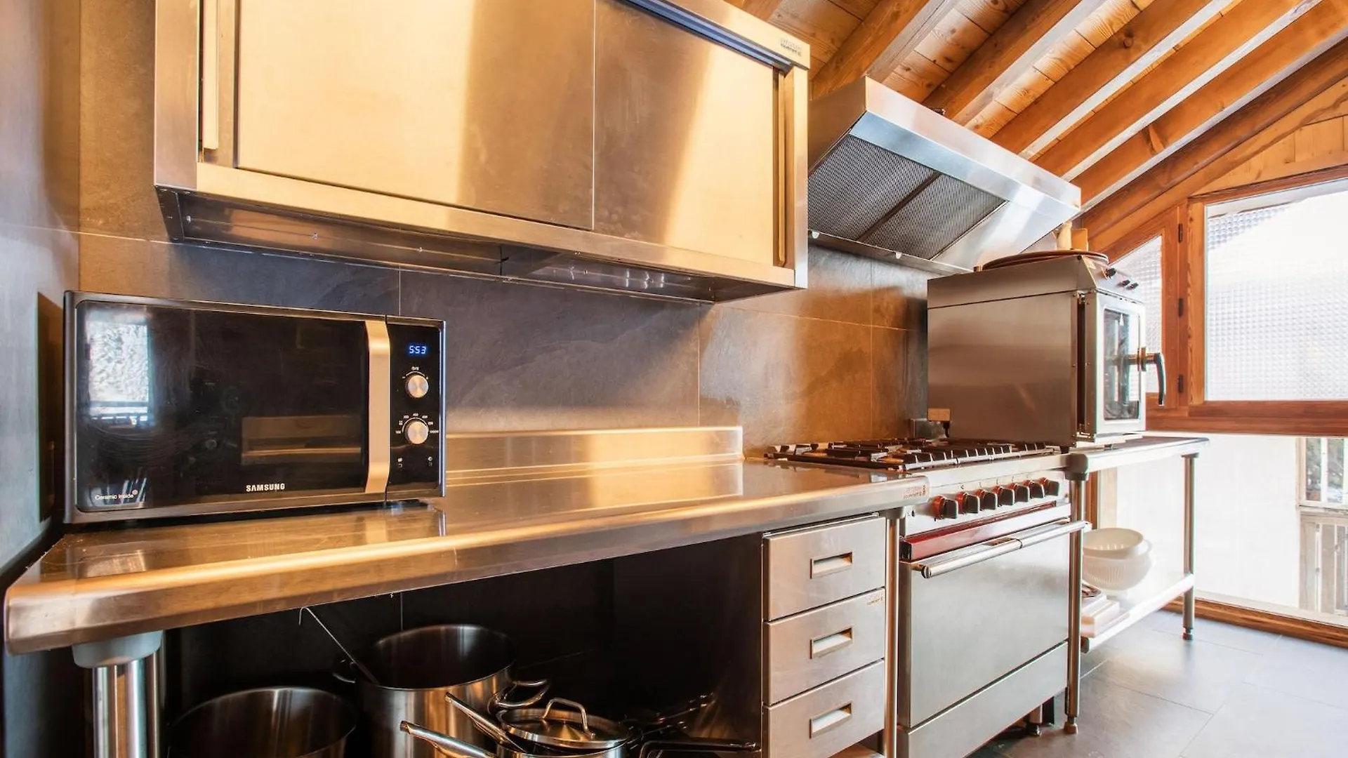 Prestigious Chalet With Views In Vanoise, Cleaning Included La Plagne